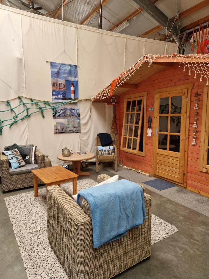 Slaaphuisjes Lauwersmeerplezier! Lauwersoog Exterior foto